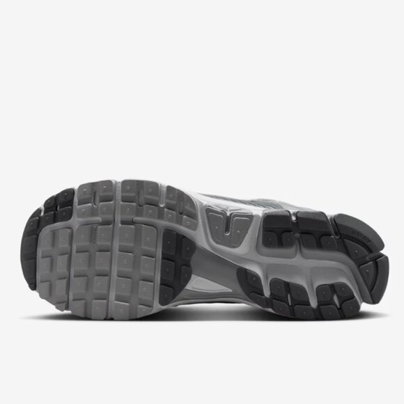 Nike Zoom Vomero 5 Men's Running Training Gym Athletic Shoes Wolf Grey - Picture 10 of 14